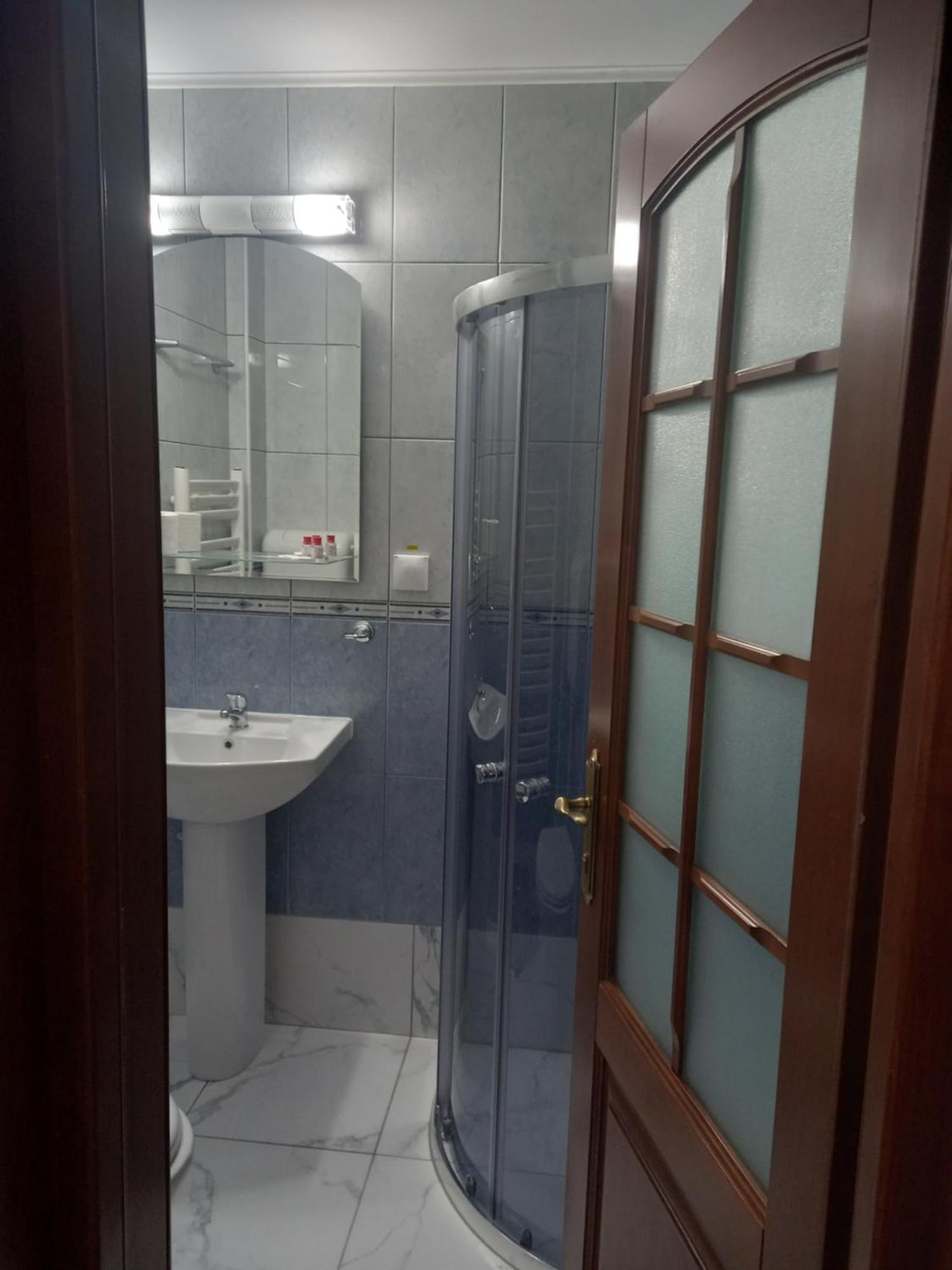 Hotel Pensiunea Alunis Sadova  Esterno foto